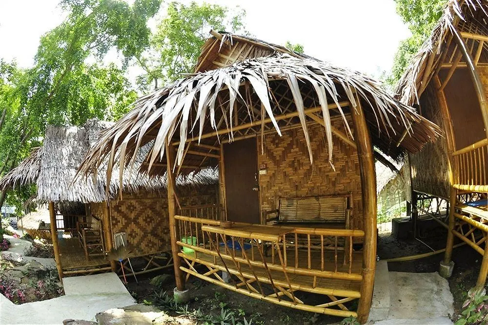 Phi Phi Hill Bamboo Bungalow 2*, Пхипхи Таиланд
